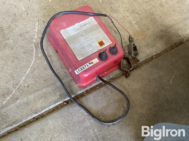 zareba-b10m-electric-fence-controller-image-3