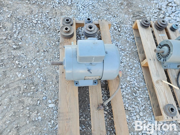 2-hp-electric-motor-image-4