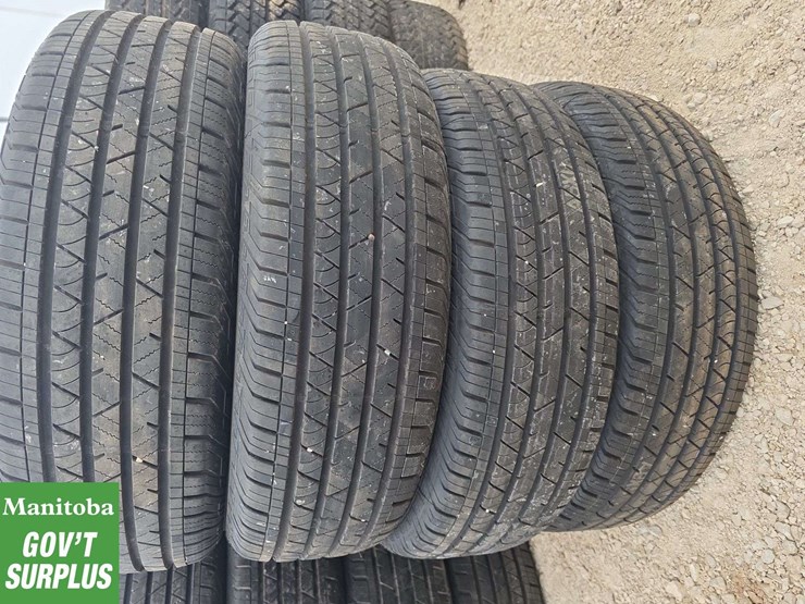 set-of-4-continental-cross-contact-235/65/18-image-2