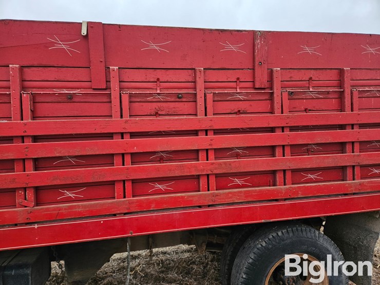1970-ford-f600-s/a-grain-truck-image-20