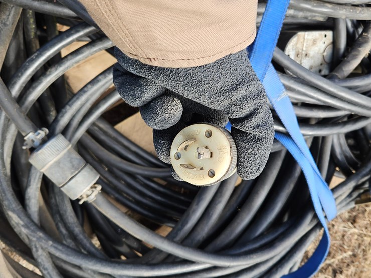 220v-extension-cords-image-11