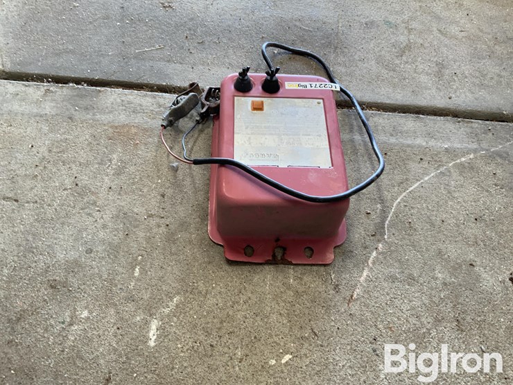 zareba-b10m-electric-fence-controller-image-6