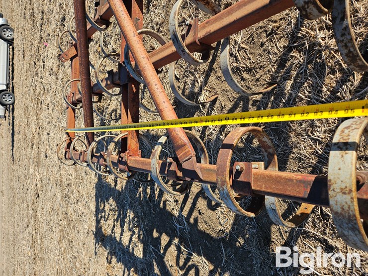 3-pt-8'6"-wide-field-cultivator-image-9