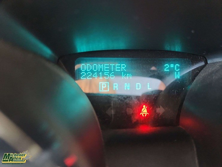 2011-chevrolet-traverse-image-17