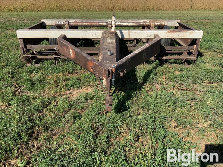 strobel-12.5’-pull-type-stalk-chopper-image-2