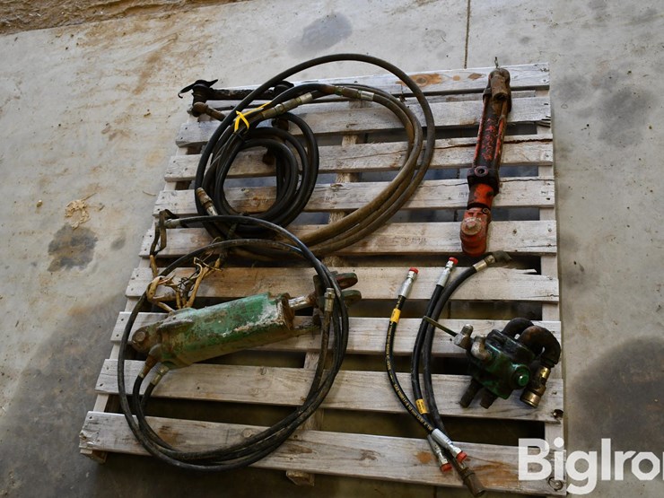 pallet-of-farm-support-image-6