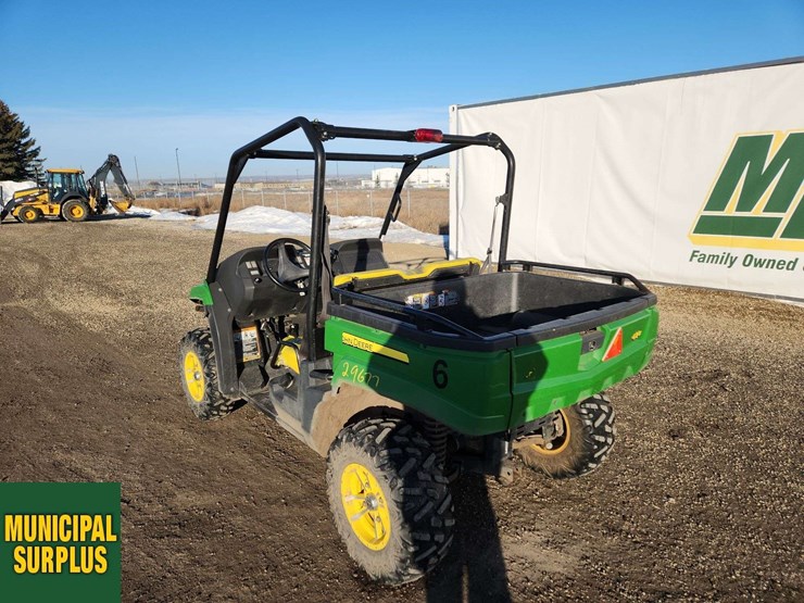 john-deere-gator-image-3