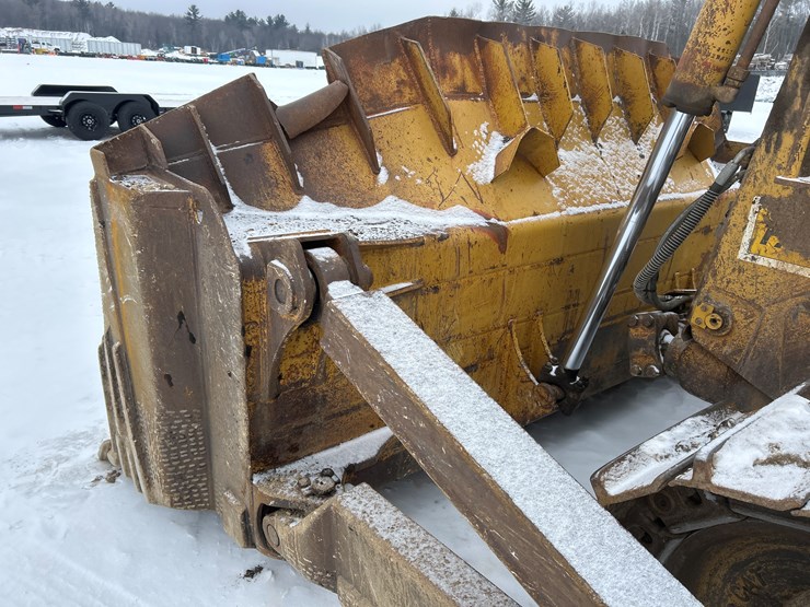 caterpillar-d8r-image-13