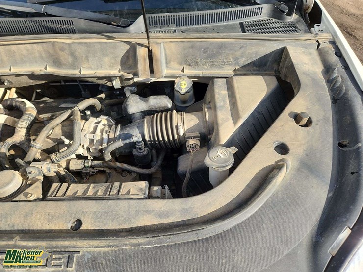 2011-chevrolet-traverse-image-30