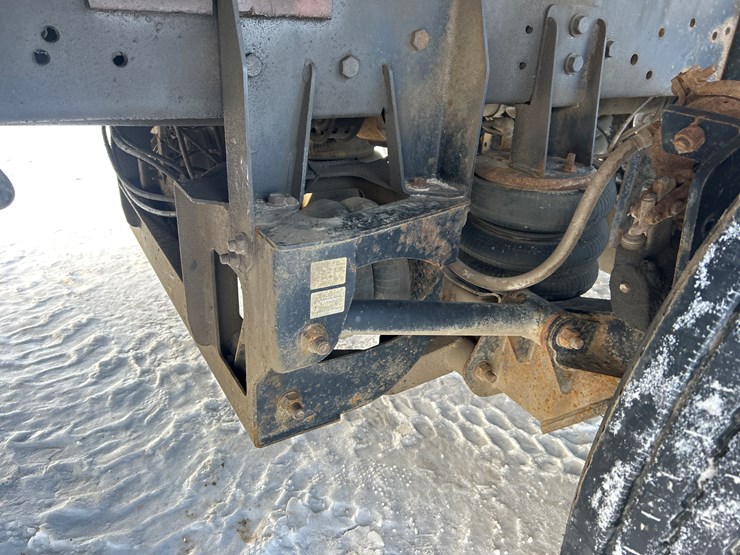 2004-international-7600-image-29