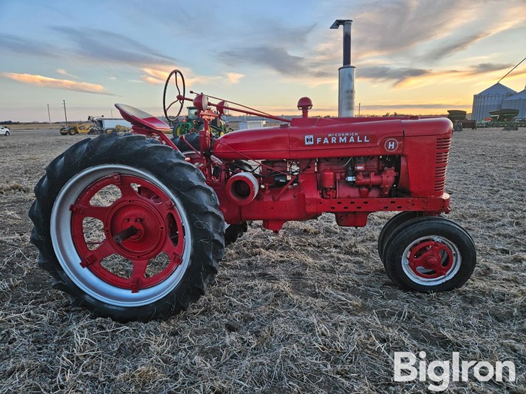 1940-farmall-h-2wd-tractor-image-4