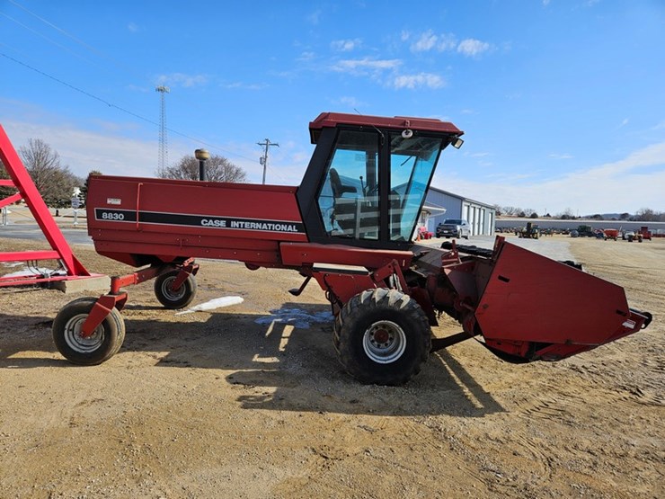 case-ih-8830-image-6