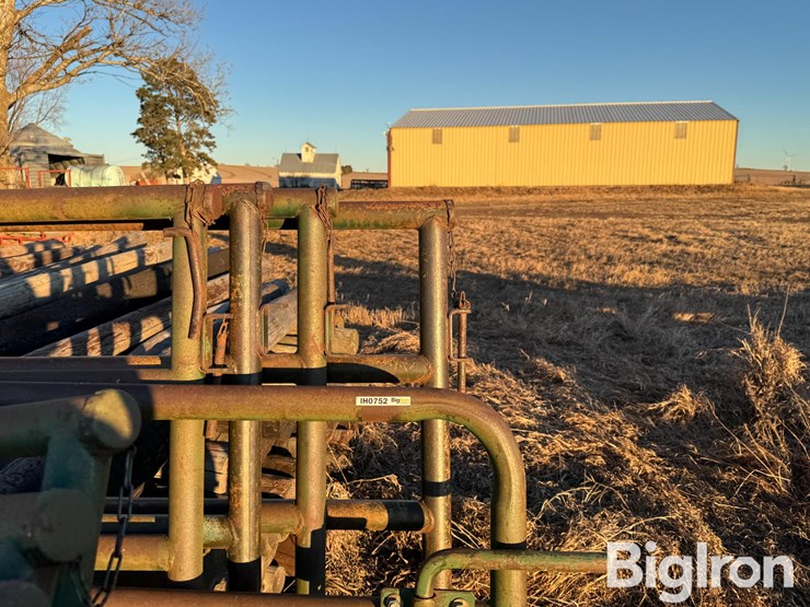 livestock-panels-&-gate-image-11