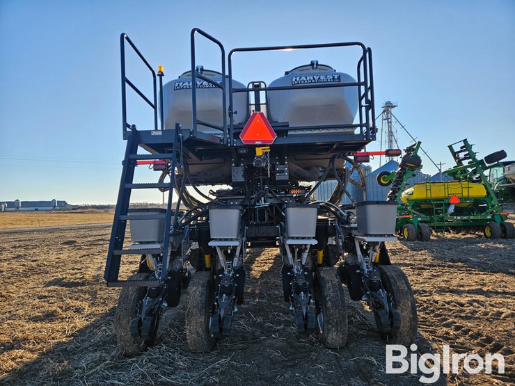 2023-harvest-international-24r30-high-speed-precision-ccs-planter-image-6