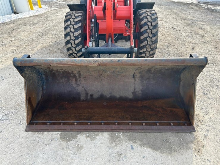 2021-kubota-r530-image-9