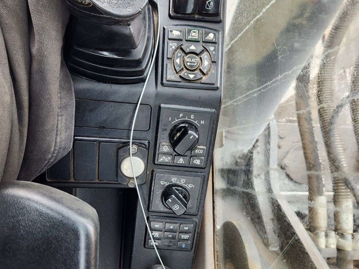 2021-volvo-ec480el-image-35