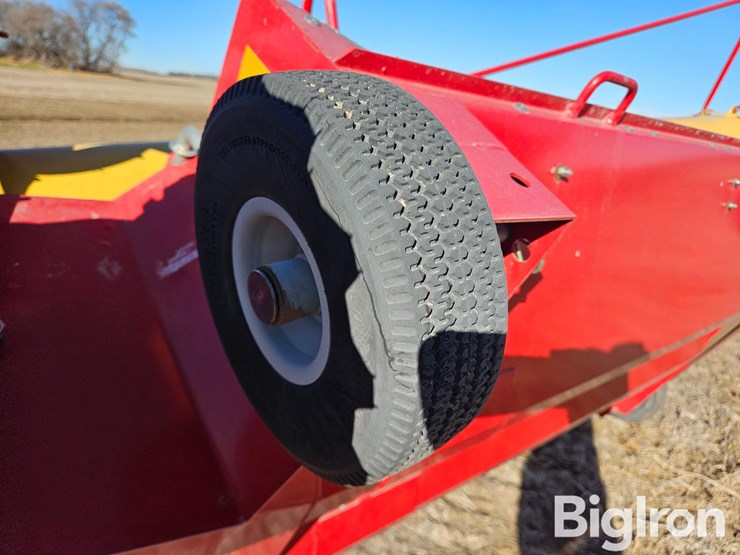 westfield-mkx-13-94-13"x94'-hopper-auger-image-20