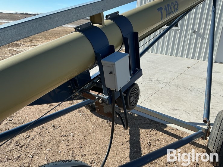 harvest-international-t1032-image-19