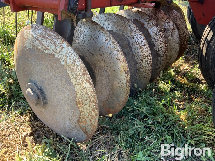 case-ih-3950-image-17