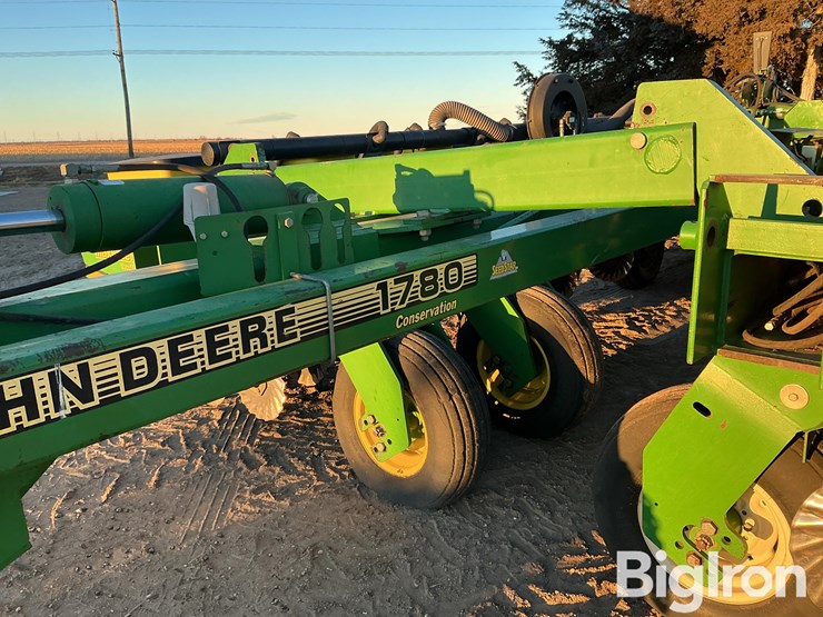 john-deere-1780-image-13