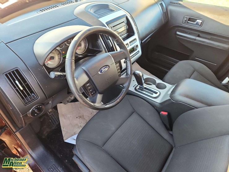 2010-ford-edge-sel-image-18