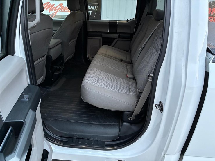 2018-ford-f150-image-16