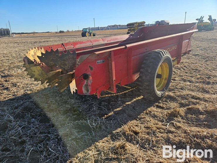 new-holland-519-image-5