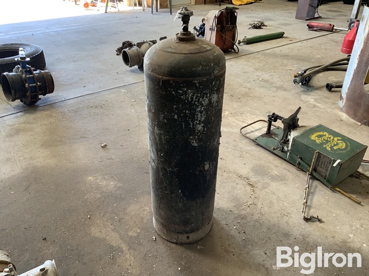 propane-cylinder-image-7