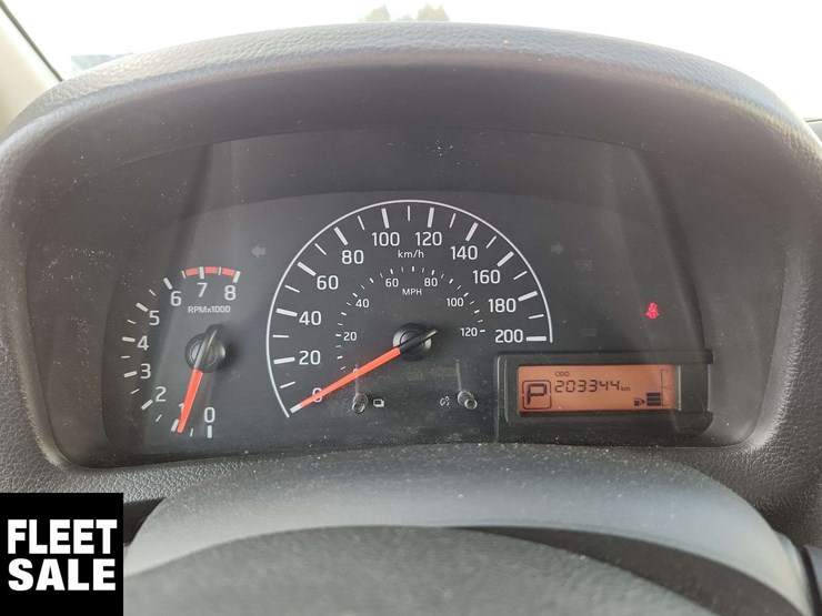 2018-nissan-nv200-image-18