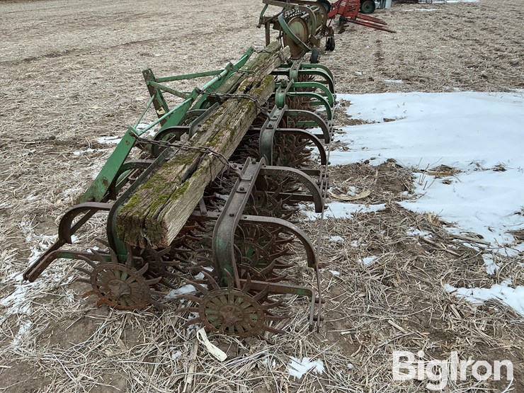 john-deere-rotary-hoe-image-8