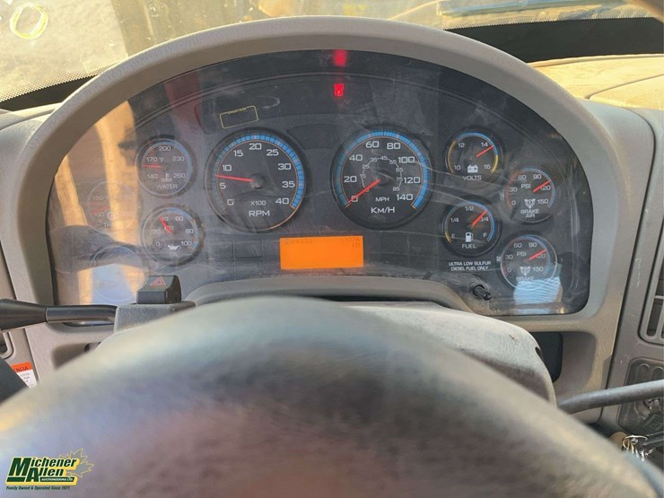 2013-international-workstar-7400-image-15