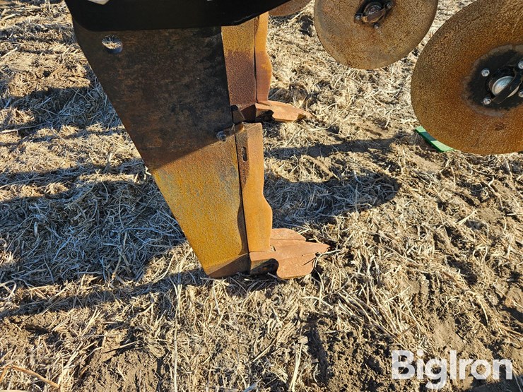 2016-john-deere-2100-image-14