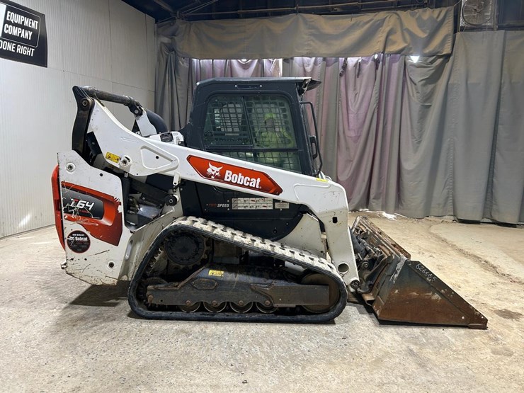 2021-bobcat-t64-image-5