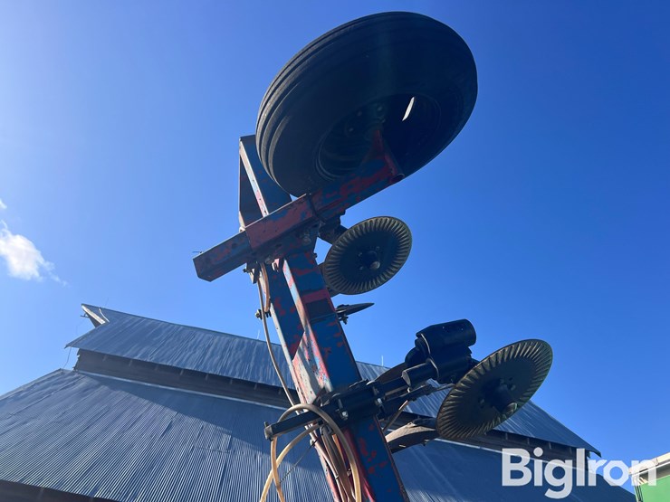 blu-jet-11r30”-pull-type-anhydrous-applicator-image-15