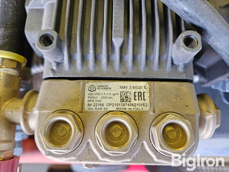 psi-hot-water-pressure-washer-image-14