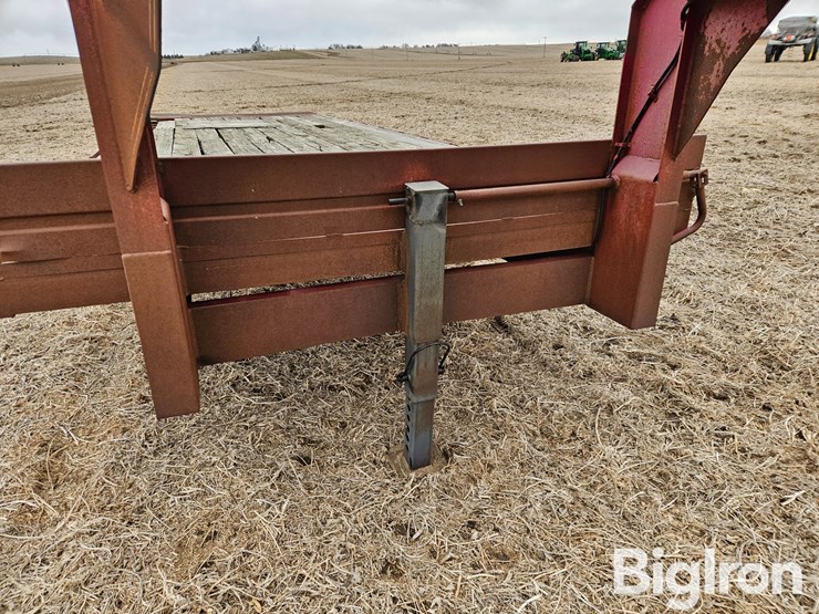 26'-tri/a-gooseneck-flatbed-trailer-image-10