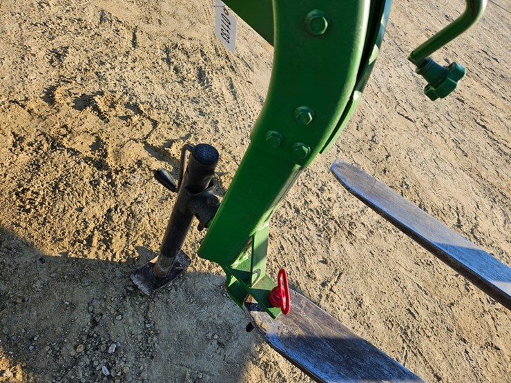 john-deere-672-image-10