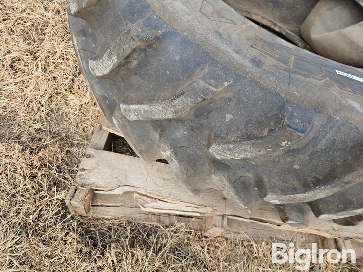 goodyear-13.6r28-tire-image-8