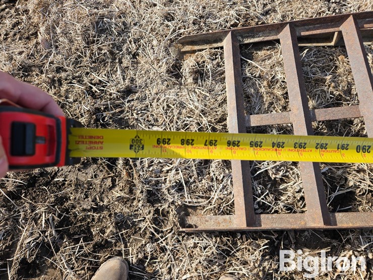 25'-steel-pivot-bridge-image-12