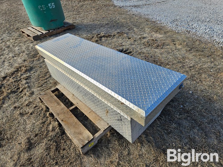 aluminum-pickup-box-toolbox-image-5