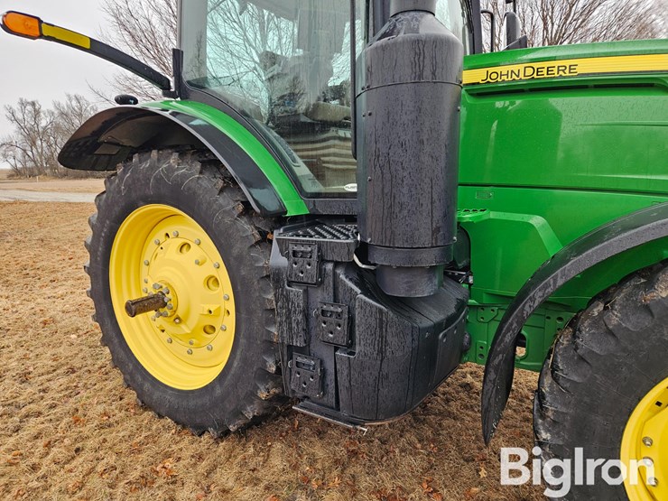 2015-john-deere-7210r-image-17
