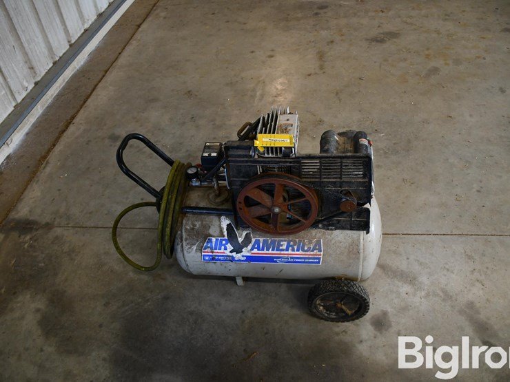 air-america-l5020-portable-air-compressor-image-2