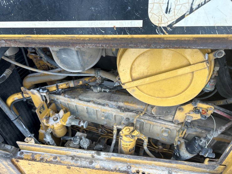 caterpillar-d8r-image-60