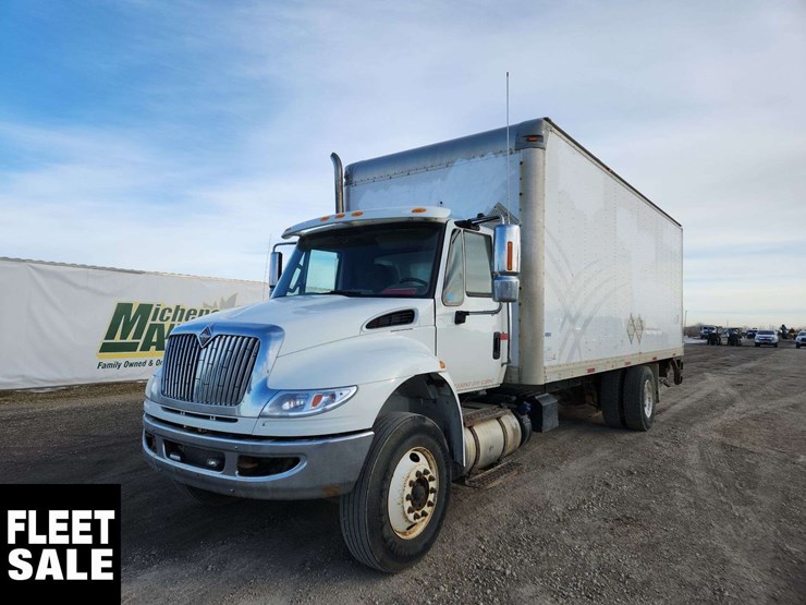 2015-international-durastar-4300-image-1