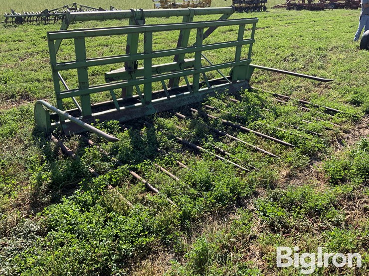 john-deere-158-image-3