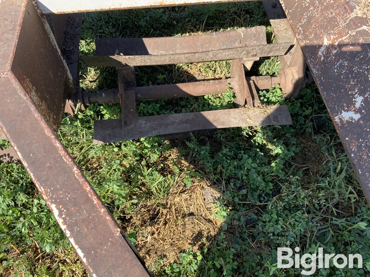 strobel-12.5’-pull-type-stalk-chopper-image-12