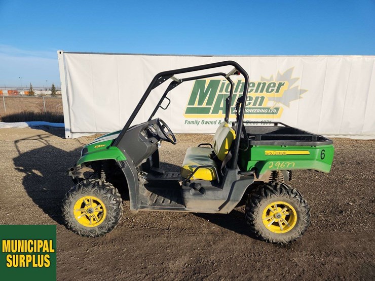 john-deere-gator-image-17