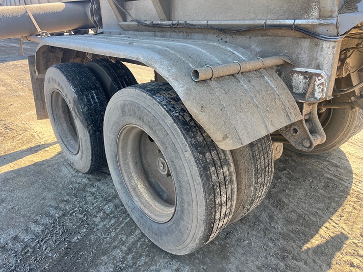 #4860-•-bar-bel-manufacturing-103-sm-manure-tanker-image-10