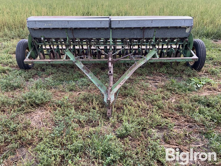 john-deere-18-image-2