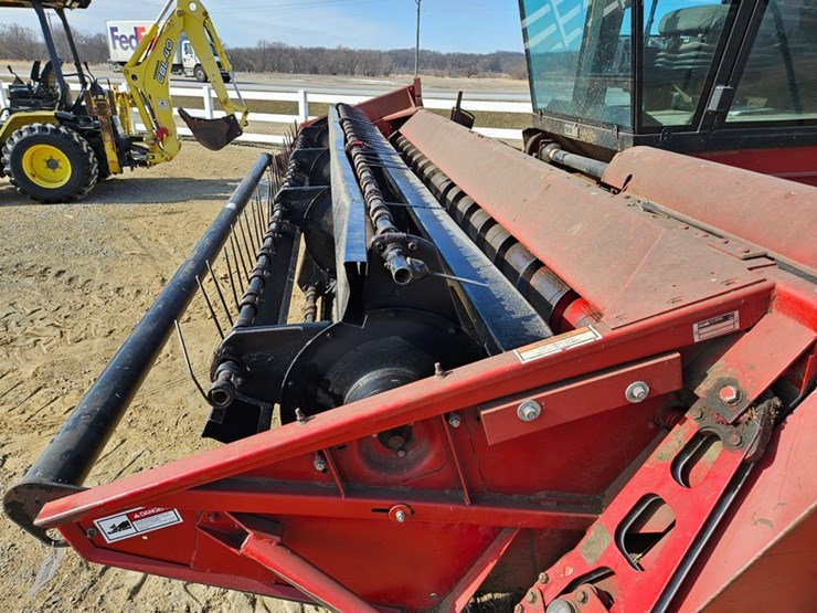 case-ih-8830-image-11